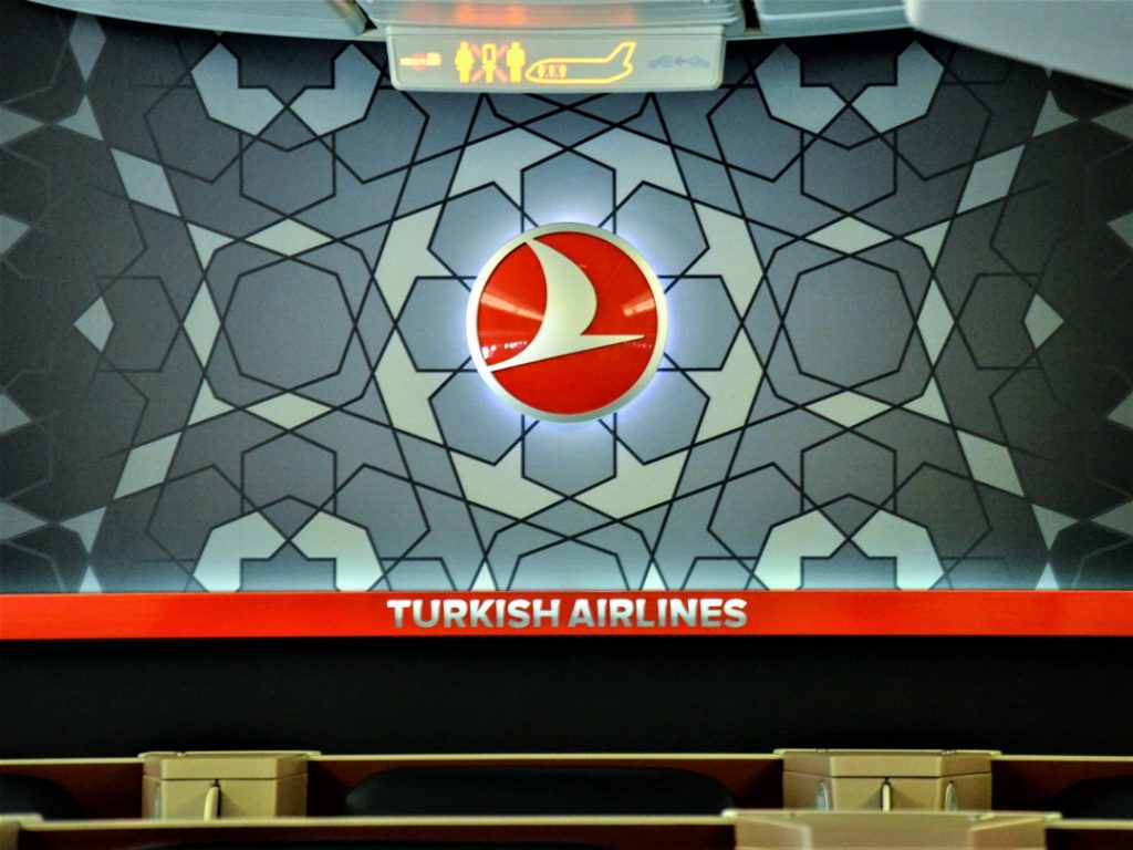 München - Istanbul Flug Turkish Airlines www.emvoyoe.de