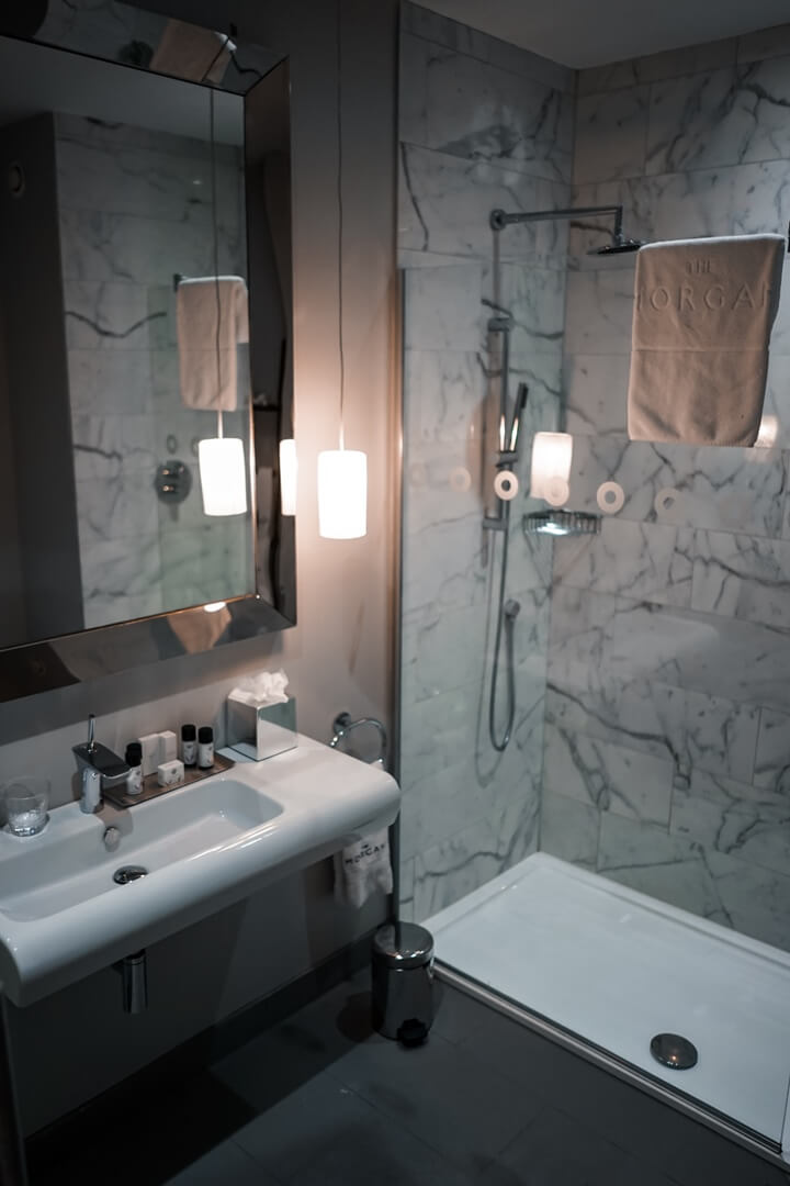The Morgan Hotel Dublin Deluxe Zimmer Dusche