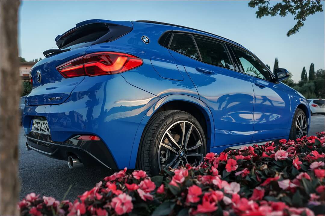 BMW X2 sDrive 20i M Sport Der kompakte SportSUV • emvoyoe