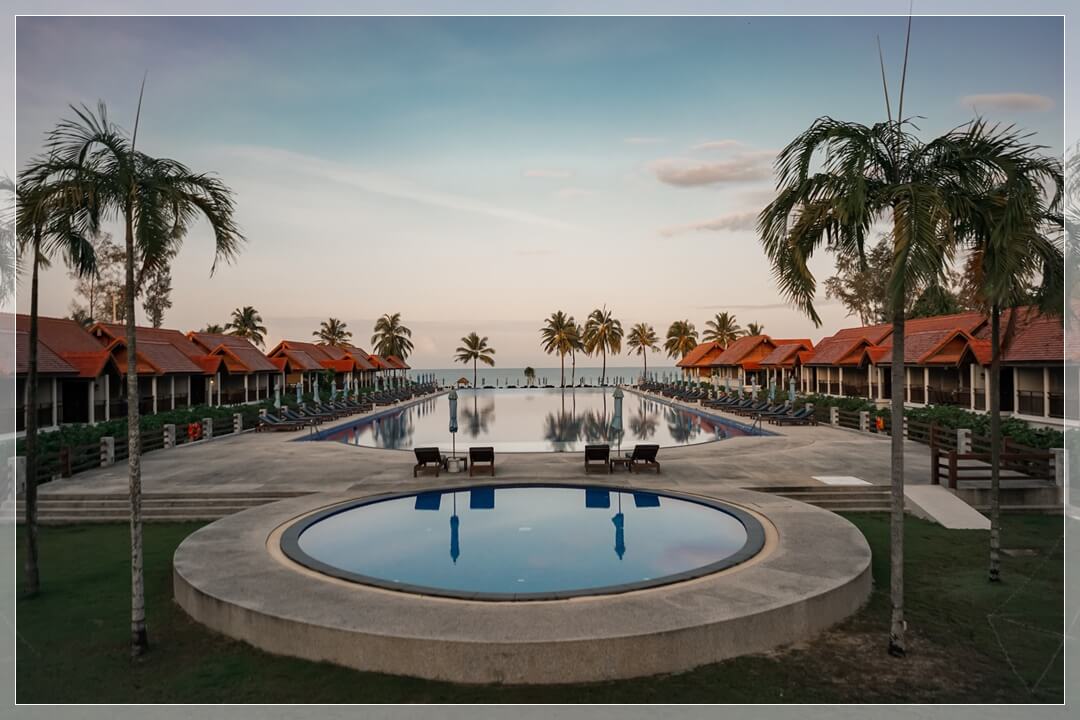 Le Menara Hotel Khao Lak - Swimming Pool